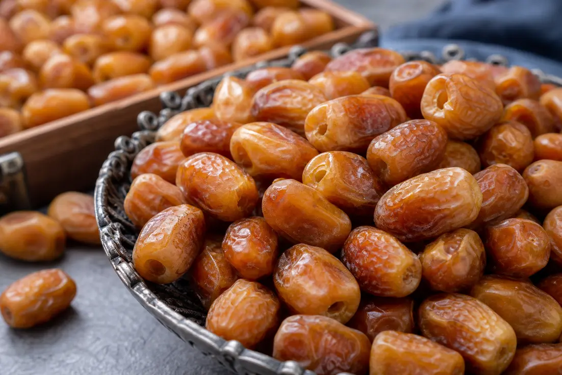 خرما زاهدی بدون هسته راهنمای انتخاب برای مصارف خانگی و تجاری
