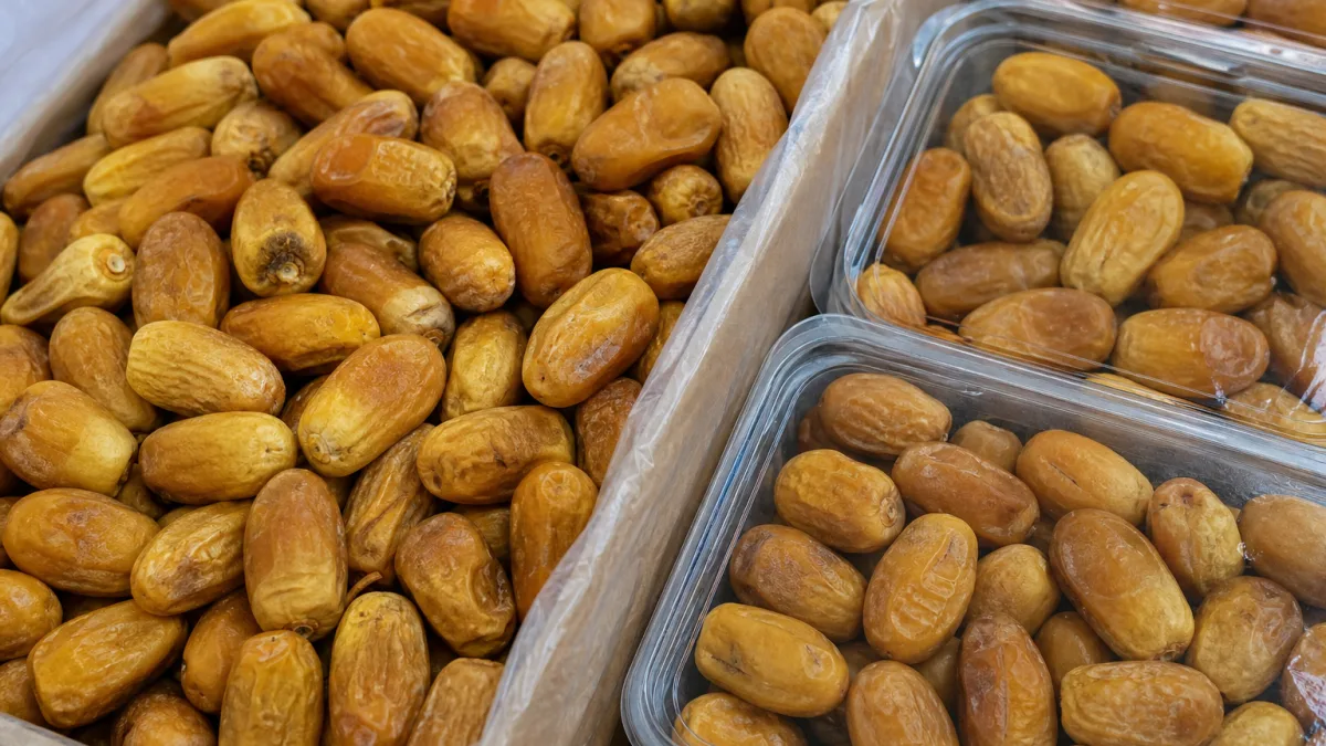 قیمت خرما زاهدی با ظاهر یکدست و بسته‌بندی صادراتی