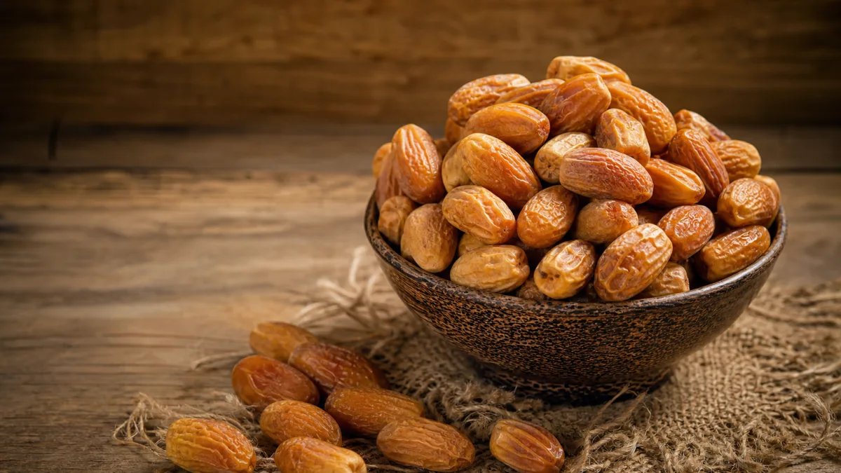 قیمت خرما زاهدی خشک بر پایه نوع فرآوری و بستهبندی