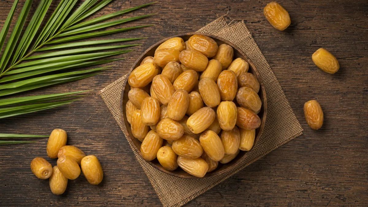 خرما زاهدی کارتونی