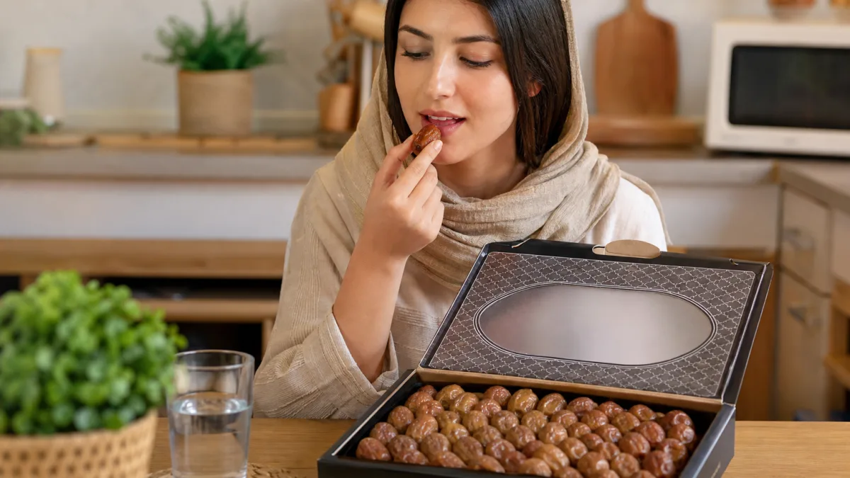 خرما زاهدی رمانتا با ظاهر یکدست و بسته‌بندی شکیل