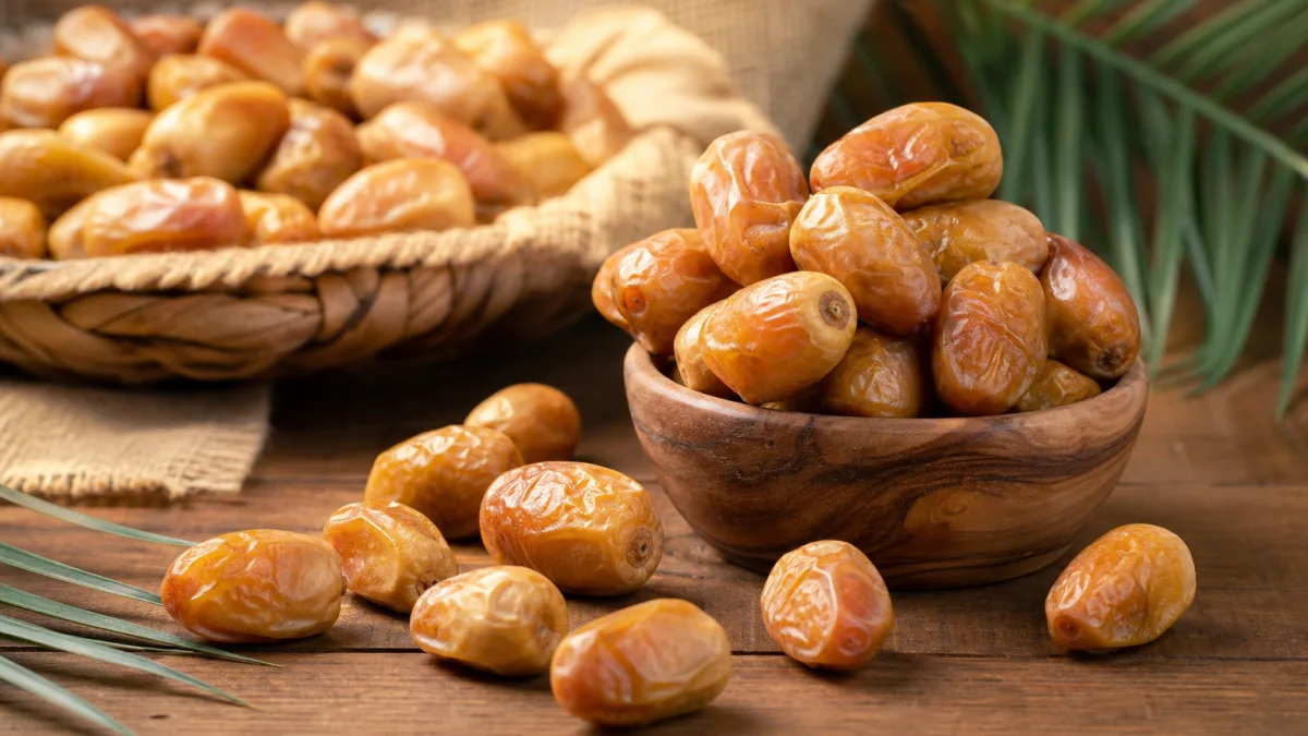 خرما زاهدی ساغر