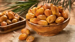 تفاوت خرما زاهدی افق کوروش